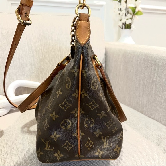 Louis Vuitton Palermo PM Monogram Canvas Two Way Tote Bag - Picture 9 of 17